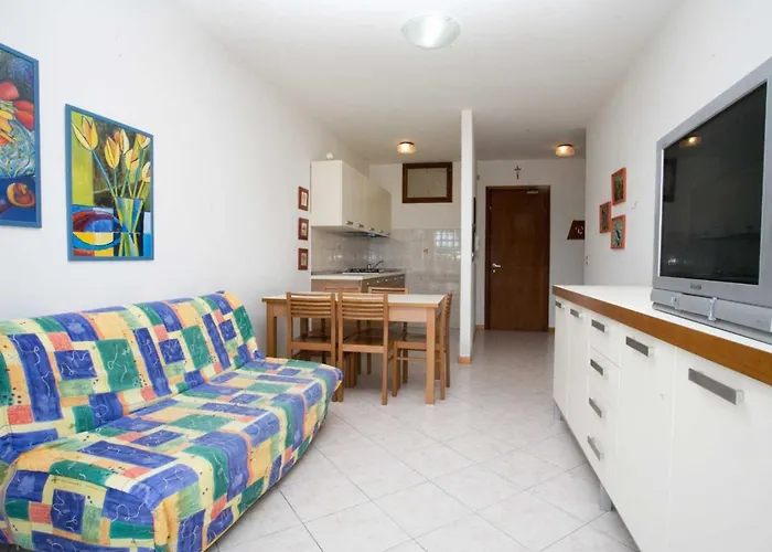 Cozy With Terrace Apartamento *